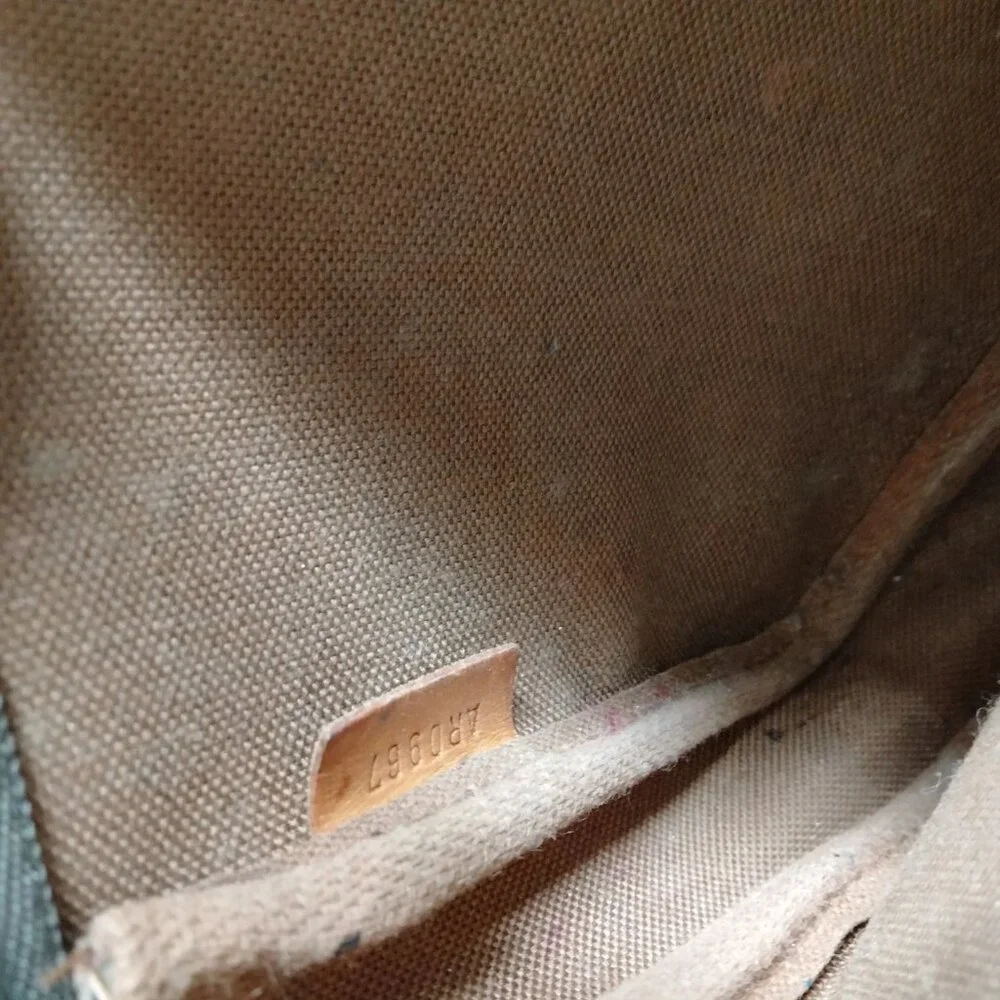 Louis Vuitton Pochette Accessoires Monogram Chain Bag/Authentic LV Shoulder Bag - Picture 10 of 10